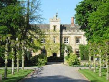 ホテル Weston Manor エクステリア 写真
